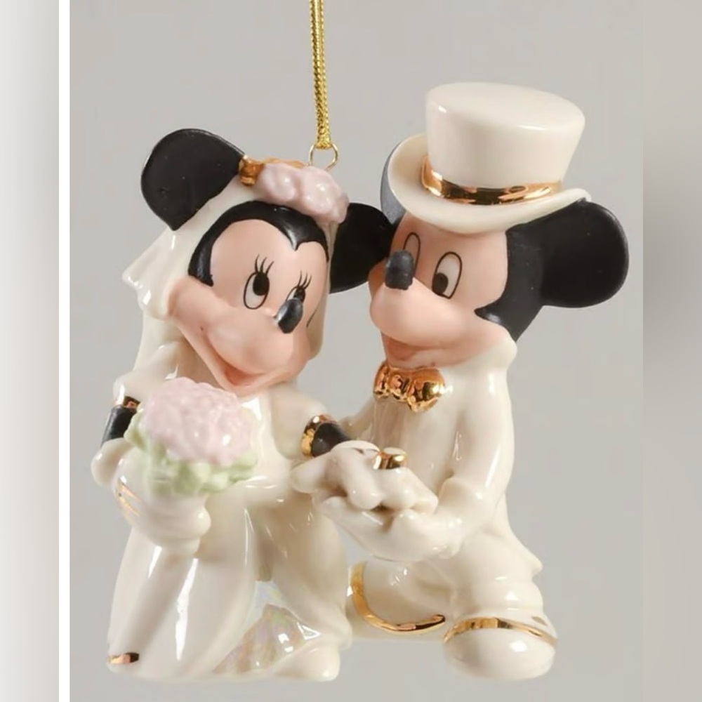 NIB 🎉 LENOX Minnie's Dream Wedding Ornament Disney with Mickey and Minnie